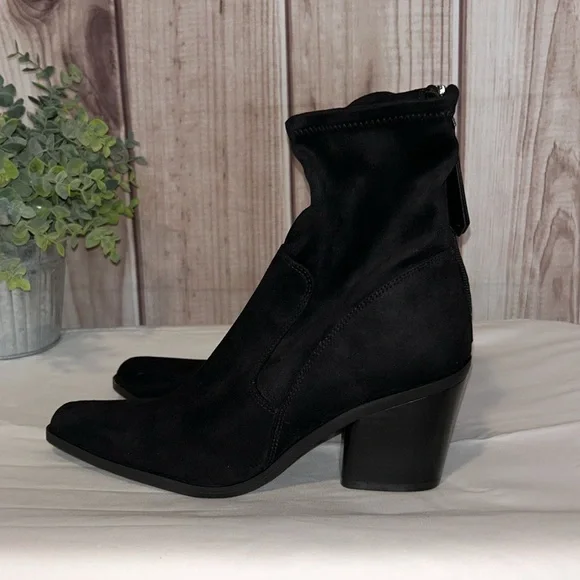 Naturalizer Ella Booties - Picture 4 of 10